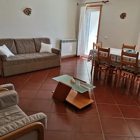 Com Terraco 5 Minutos A Pe Da Praia * Vila Praia de Âncora