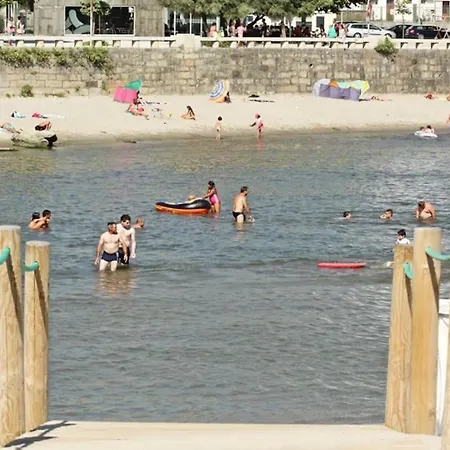 Com Terraco 5 Minutos A Pe Da Praia * Vila Praia de Ancora